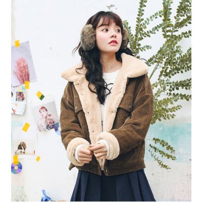 Corduroy jacket with thick inner fur lining for women