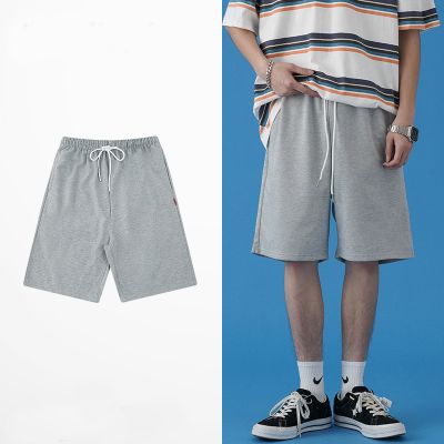 Classic shorts with elastic waist for men