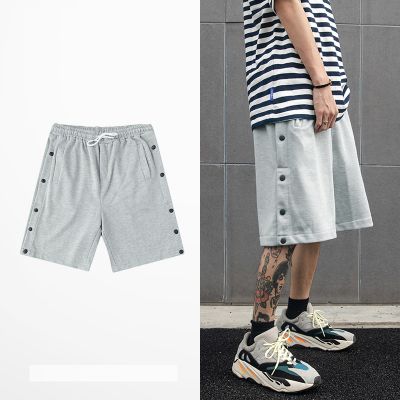 Cotton basketball shorts with side pressure buttons clips