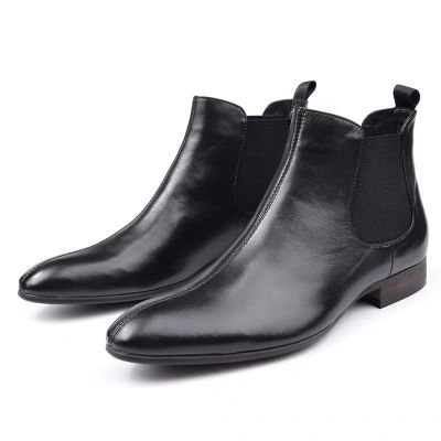 Men real leather boots with black sole