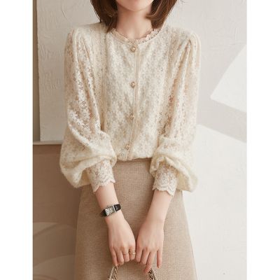 Women's White Floral Lace Cut-Out Blouse with Puff Sleeves - Round Neck