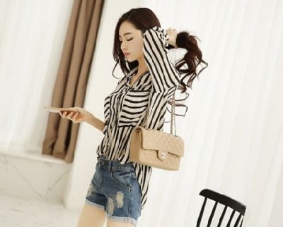 Blouse for women with black and white stripes long sleeves