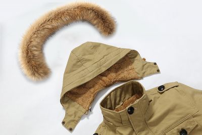 Men's Multi-Pocket Detachable Hooded Jacket