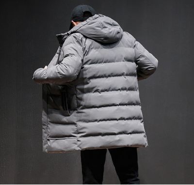 Men's down jacket with hood and side pockets