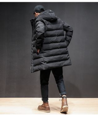 Men's down jacket with hood and side pockets