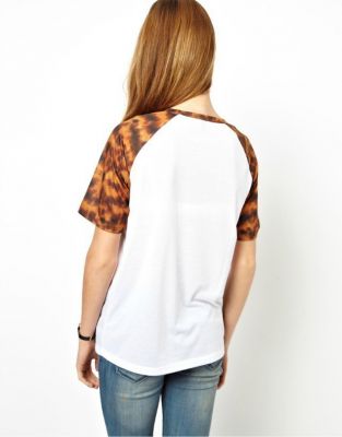Giraffe Party T shirt for Women White with Animal Print Sleeves