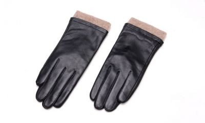 Leather gloves for women with acrylic sleeve extension