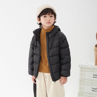 Hooded coat filled with white duck down for kids