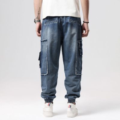 Loose jeans with elastic waist for men