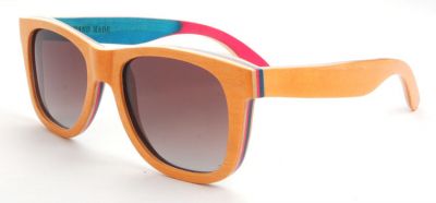 Wayfarer Sunglasses with Wooden Frame and Color Trim