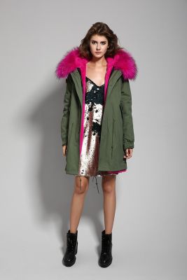Women's winter coat with inner fur and removable hood