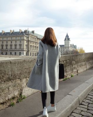 Classic coat for women with single button gray
