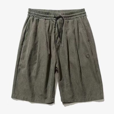 Men's relaxed fit shorts with elasticated drawstring waist