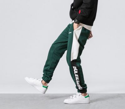 Sweatpants retro sportswear tracksuit trousers for men with bloc color contrast