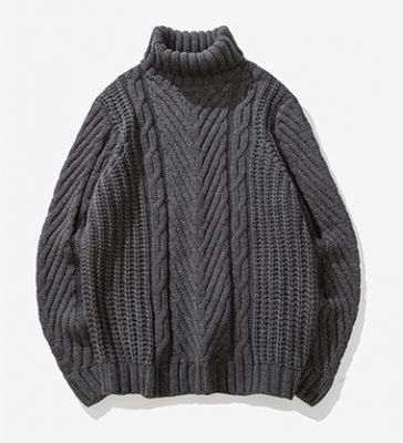 Oversized wool turtleneck sweater for men with thick knit