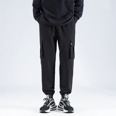 Relaxed fit cargo pants for men in black