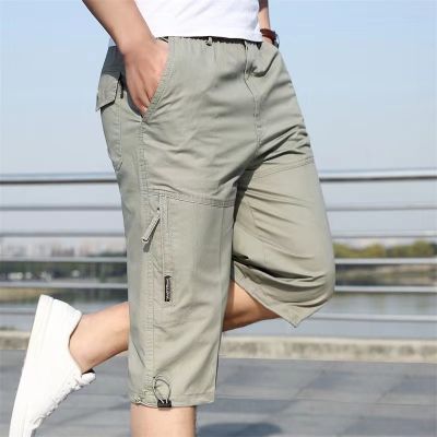 Men's cotton cargo shorts elastic waist