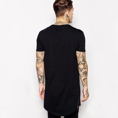 Short sleeve long t-shirt with side zips and curved hem for men
