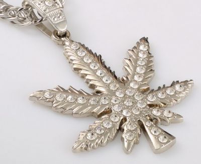 Ganja Marijuana Pendant Gold Diamond Bling Bling