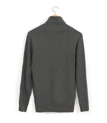 Fashion jumper for men with crossover collar and wood details