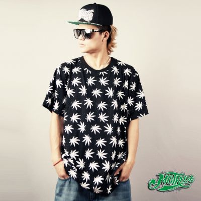 Marijuana Print T shirt Ganjaman All over Weed Leaf Tee - Red Black