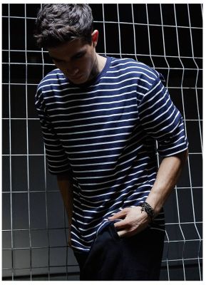 Men's large White and Navy Blue Striped T-shirt