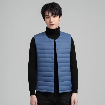 Variable V-neck lightweight sleeveless down jacket for men