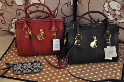 Faux leather handbag for women Vintage design with Gold rabbit badge
