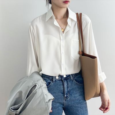 Women's long-sleeved shirt