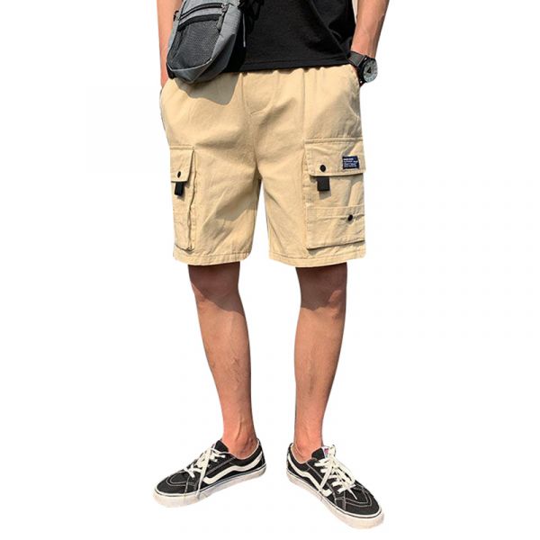 Men's loose fit cargo shorts with elastic waist