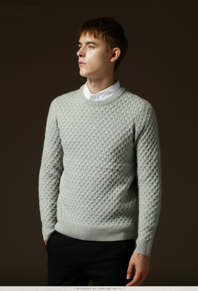Knitted Round Collar Jumper for Men Classic Style