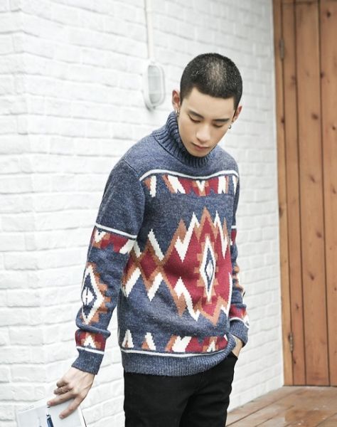 Knitted wool sweater with colorful geometric pattern for men
